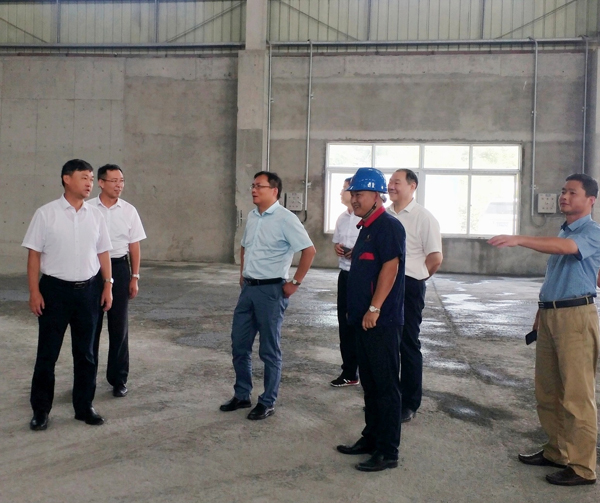 集團公司黨委委員、股份公司黨委書記、總經(jīng)理蔣培進到矸石項目部調研 